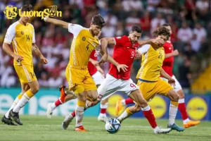 Sự thiếu vắng Lewandowski sẽ khiến hàng công Ba Lan gặp nhiều khó khăn. (Ảnh: Internet)