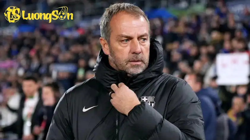 Hansi Flick vẫn đang trong quá trình tái thiết đội hình tại Barcelona Hansi Flick vẫn đang trong quá trình tái thiết đội hình tại Barcelona