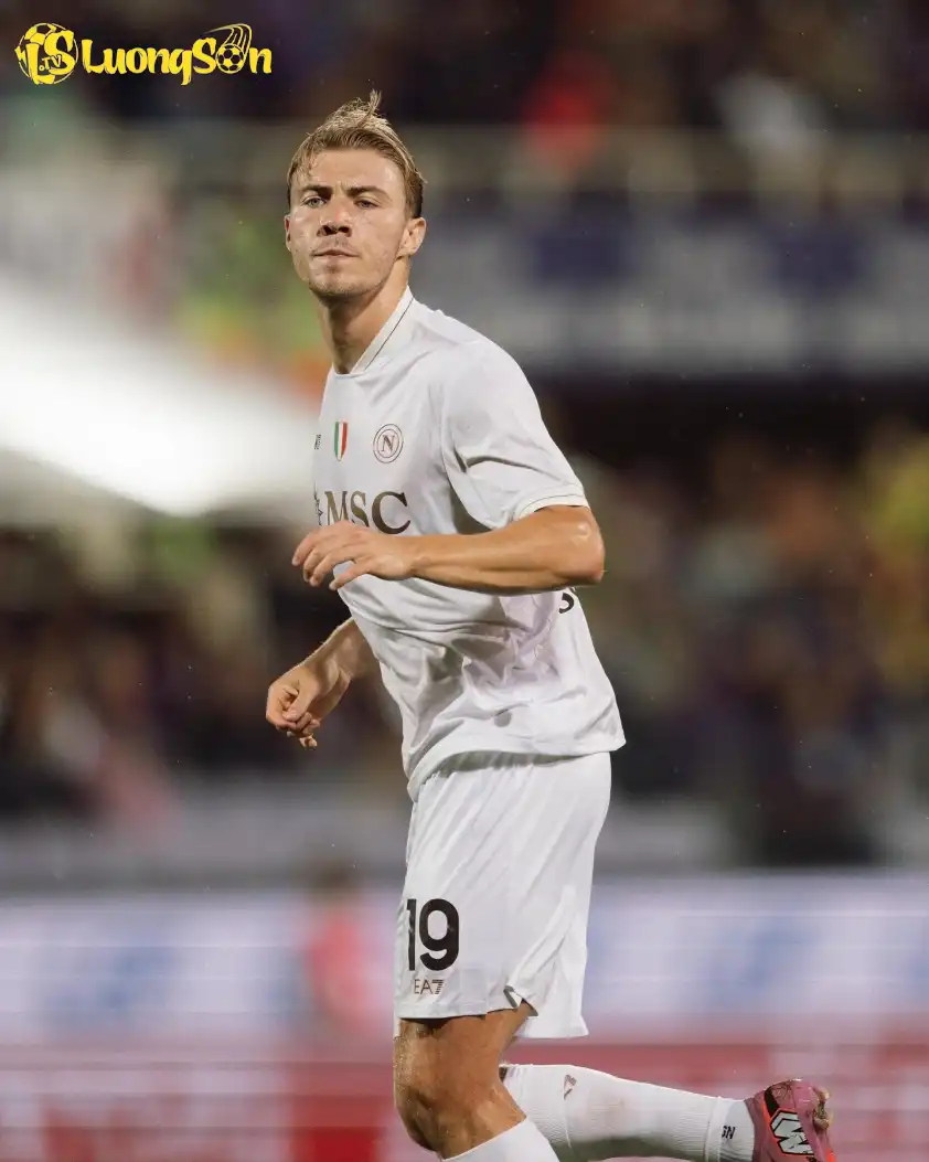 Hojlund đã có màn ra mắt hoàn hảo trong màu áo CLB Napoli (Ảnh: SSC Napoli). Hojlund đã có màn ra mắt hoàn hảo trong màu áo CLB Napoli (Ảnh: SSC Napoli).