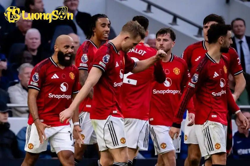 MU đang có phong độ tốt trong thời điểm hiện tại. MU đang có phong độ tốt trong thời điểm hiện tại.