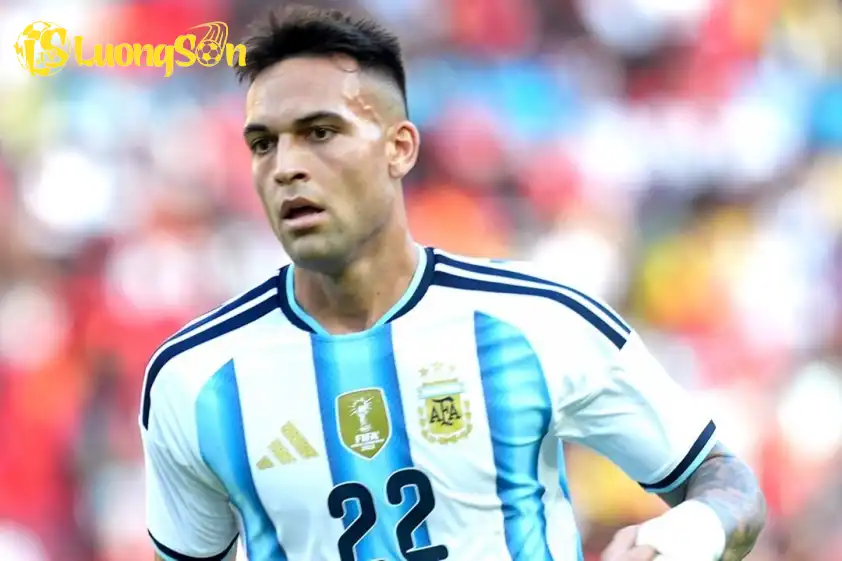 Lautaro Martinez tiếp tục lập công cho Argentina Lautaro Martinez tiếp tục lập công cho Argentina